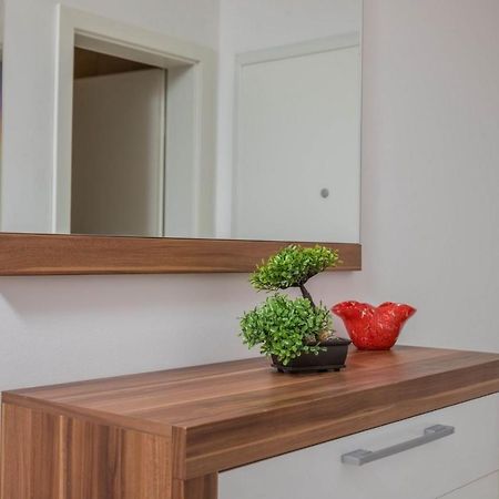 Michelle Apartamento Crikvenica Exterior foto