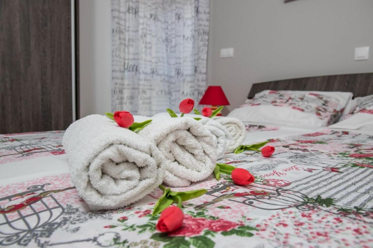 Michelle Apartamento Crikvenica Exterior foto